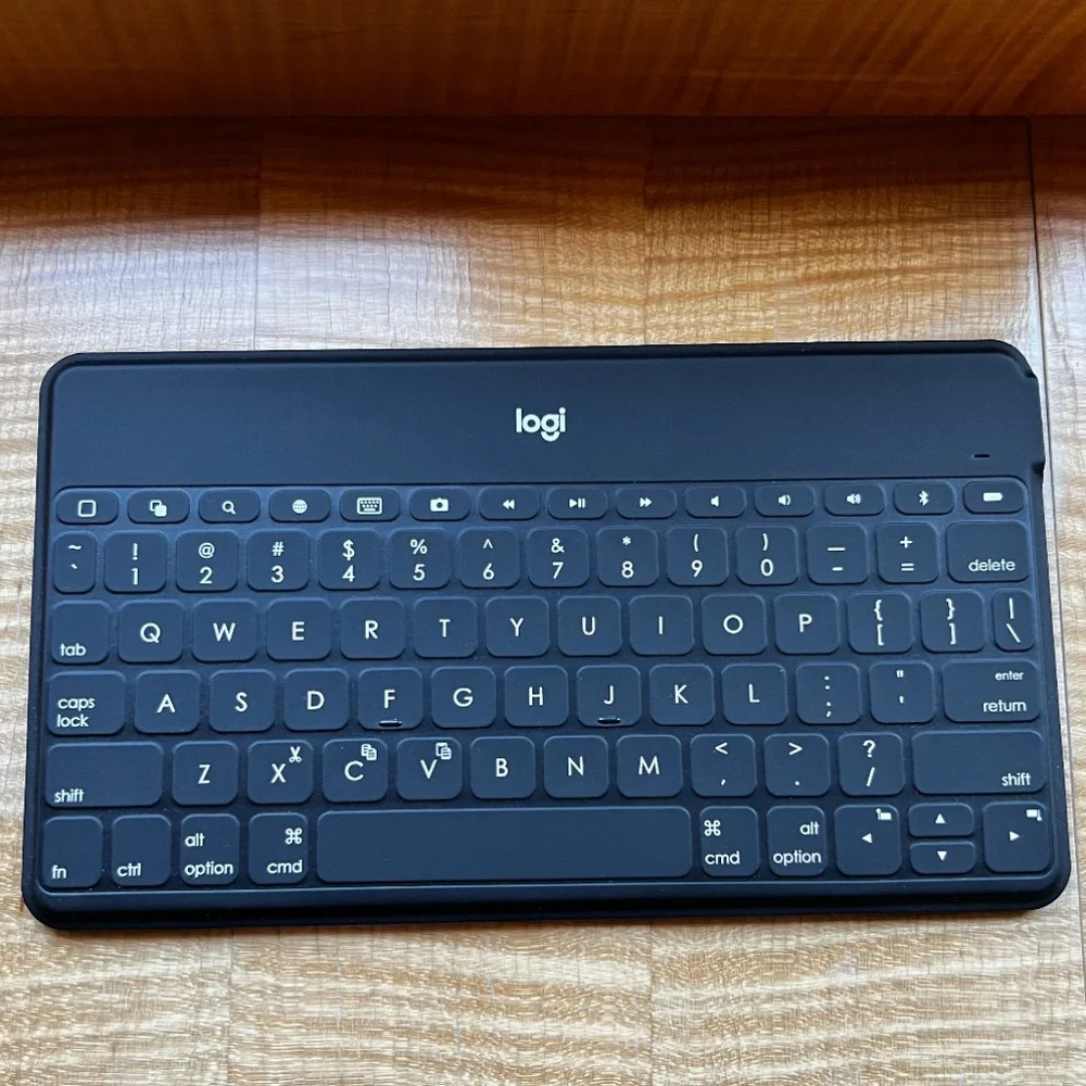 Logitech Keys-to-Go Ultra Slim Keyboard for Tablet / iPad